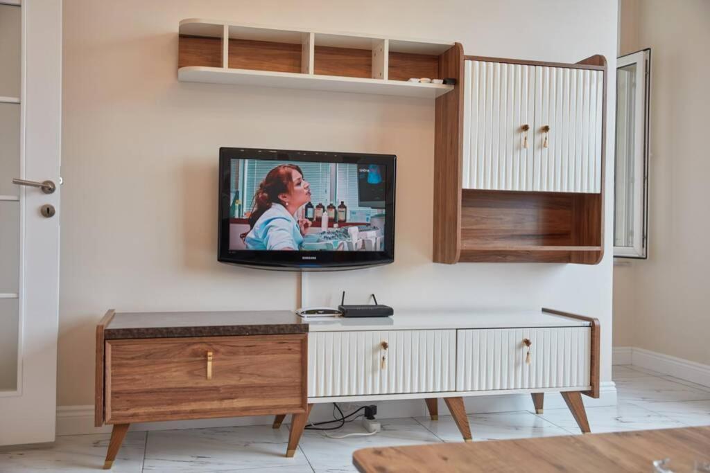 Appartamento Taksim Square Apartment, Great View, Luxury *