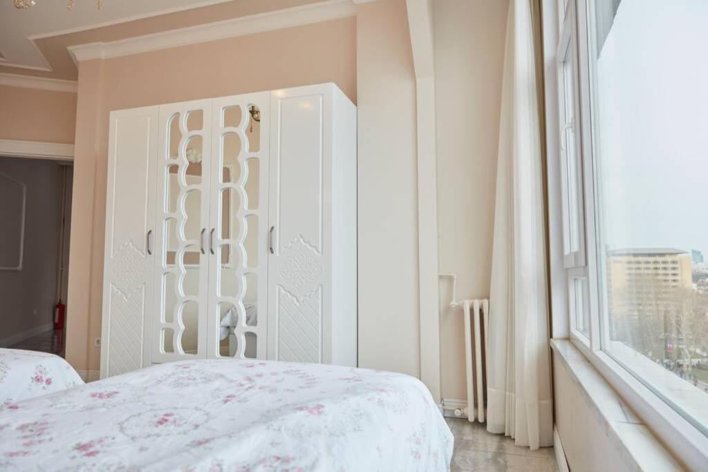 Taksim Square Apartment, Great View, Luxury Provincia di Istanbul