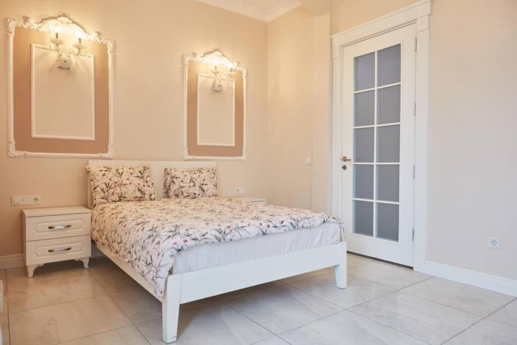 Appartamento Taksim Square Apartment, Great View, Luxury