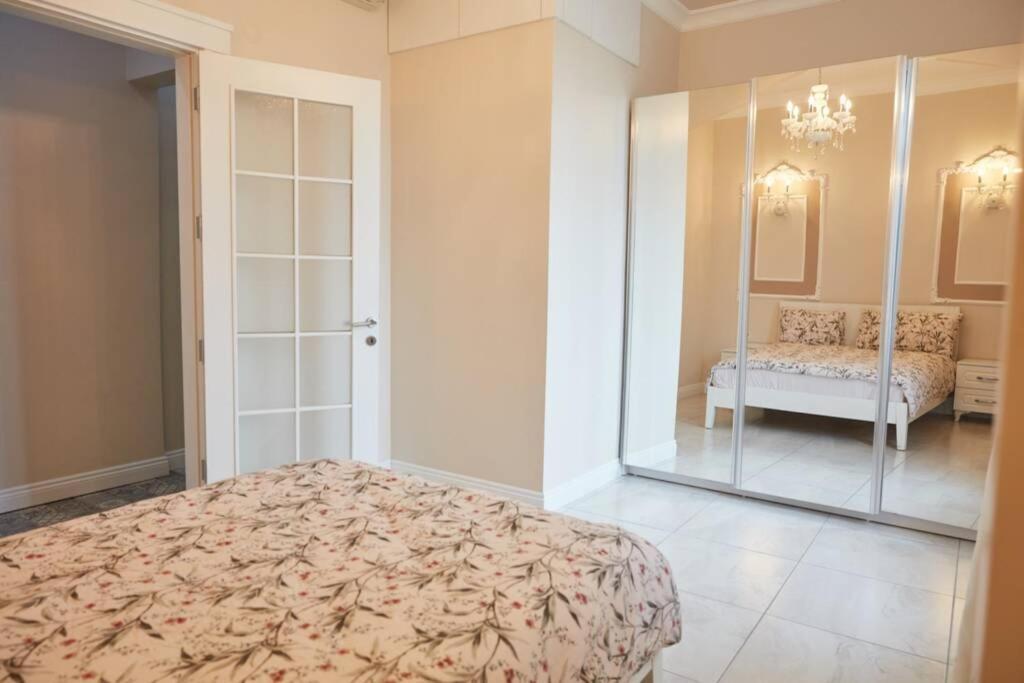 Taksim Square Apartment, Great View, Luxury Apartament Istanbul